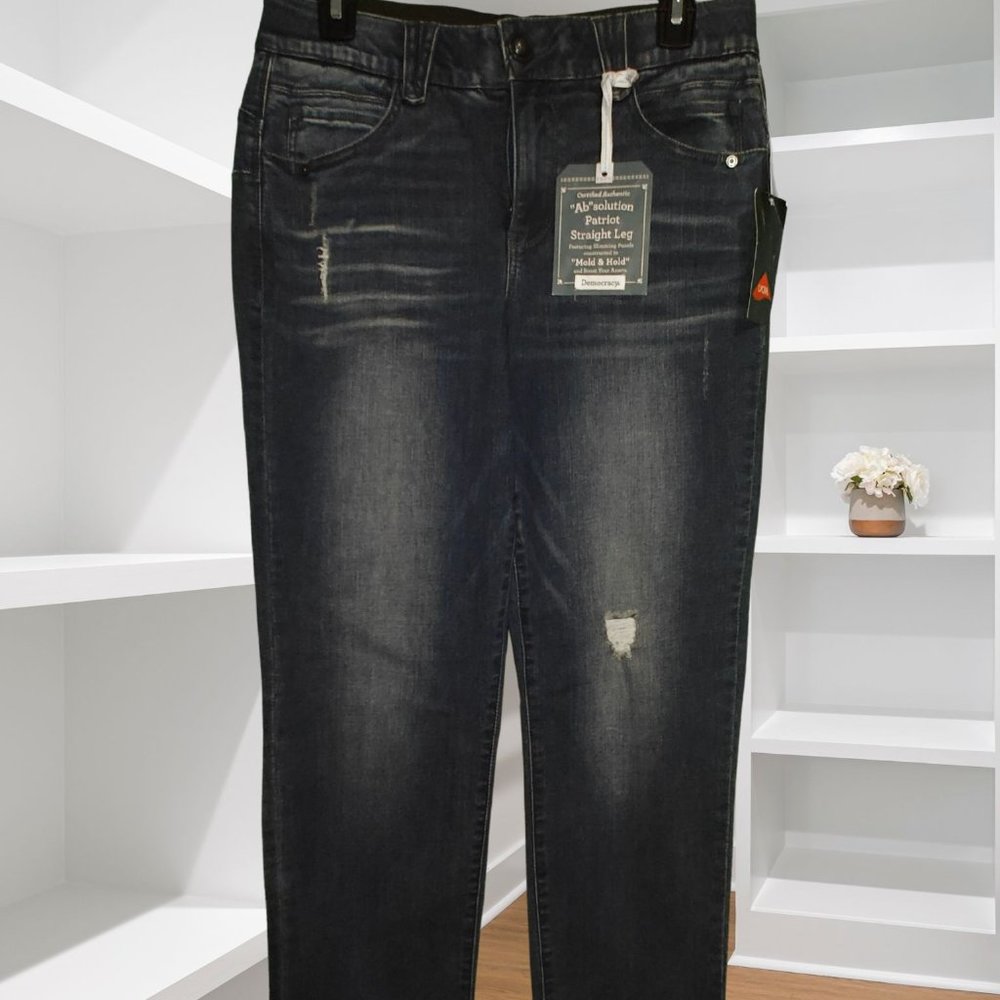 Democracy - Patriot Straight Leg - NWT - Medium Blue Denim - Size 8